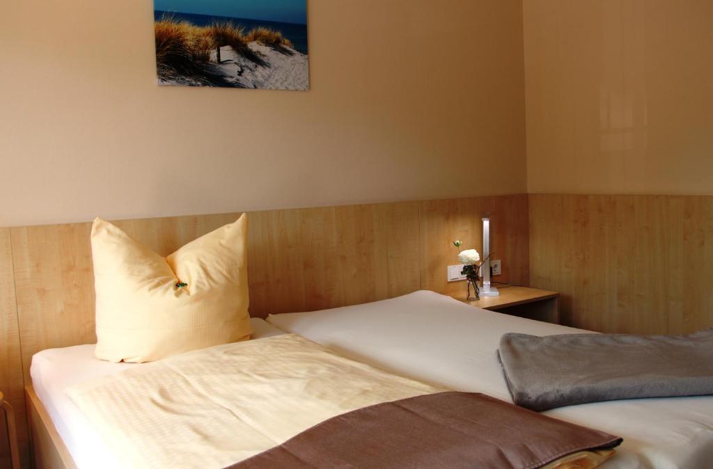 Pension Am Ziegelwall room 5